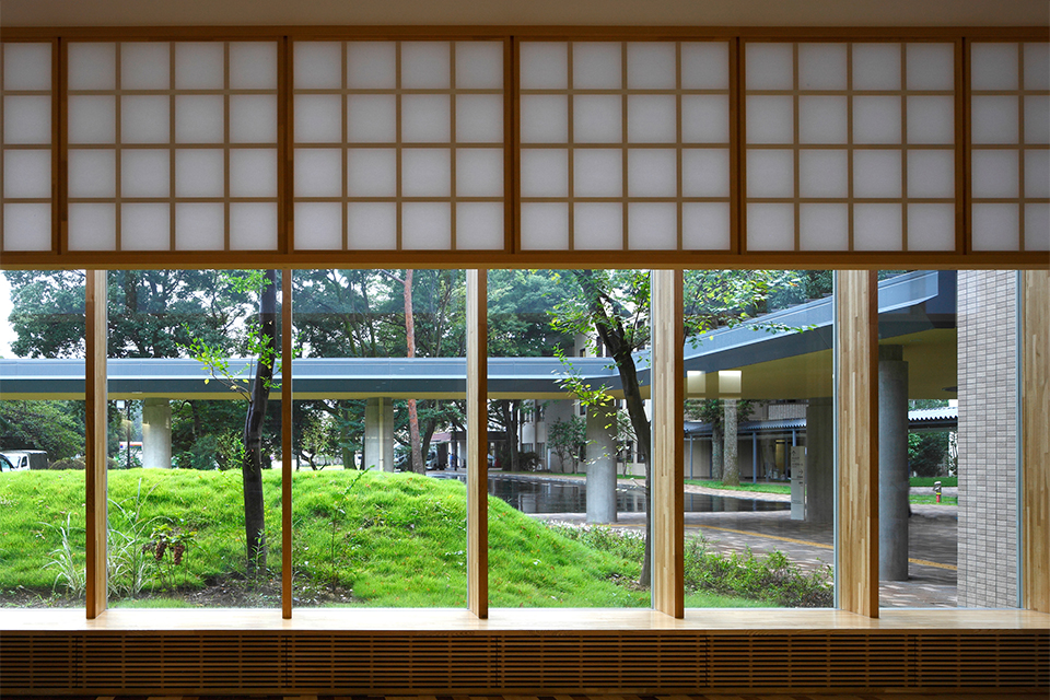 病院中央待合ホール