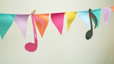 カラフルな飾り